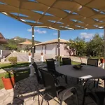 Villa Fontana *