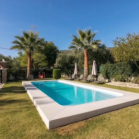 Fontana Villa
