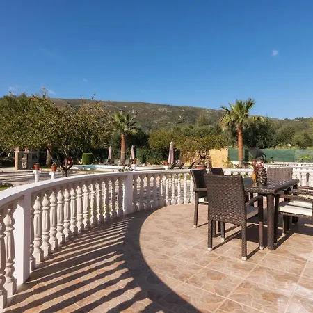 Fontana Вилла Mouzakion (Zakynthos)